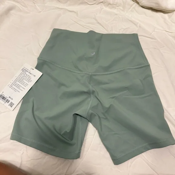 Lululemon Align Shorts – Palm Court | Size 6 | NWT - Picture 3 of 3